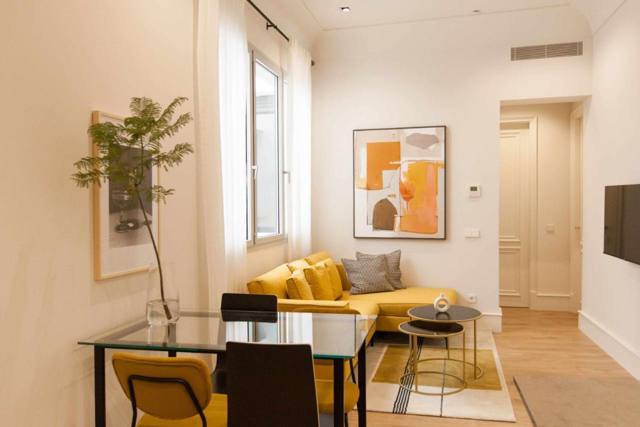 Isg Apartments Cedaceros 12 Севиля Екстериор снимка
